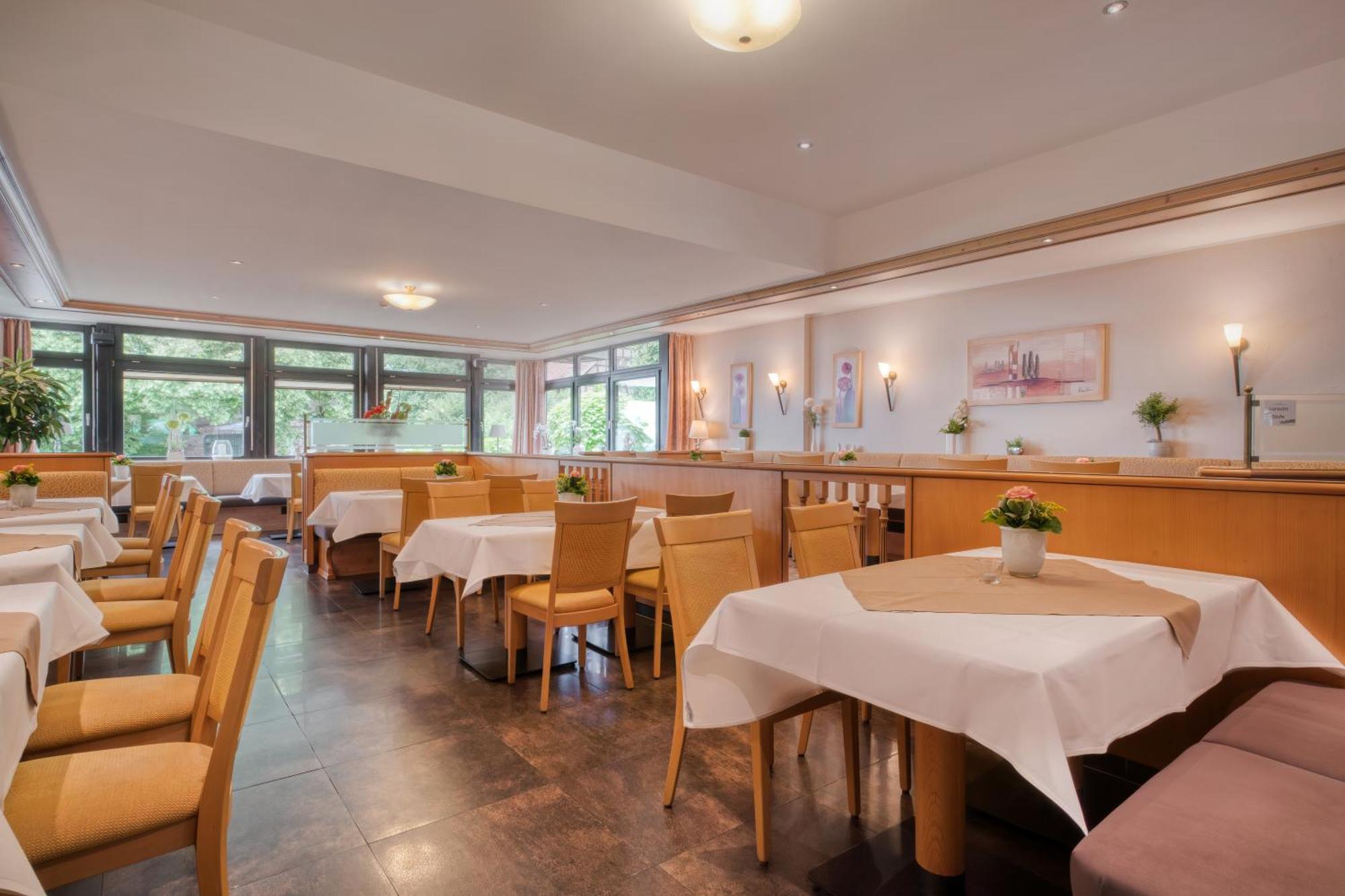 Hotel Wiehen-Therme Hullhorst Kültér fotó